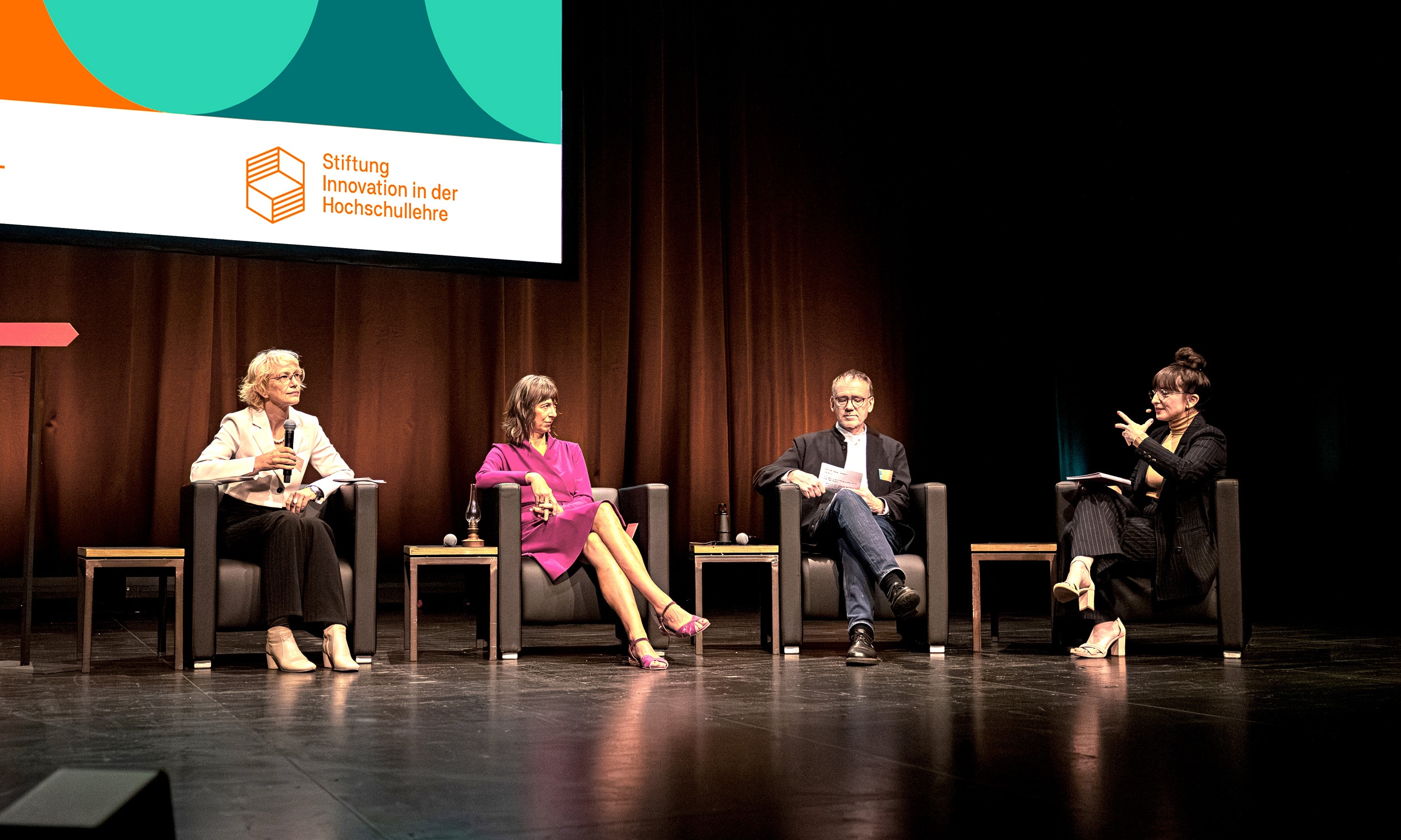 Stiftung Innovation in der Hochschullehre